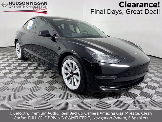 Used 2023 Tesla Model 3 Standard Range RWD image 1