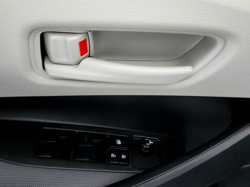 Used 2023 Toyota Corolla LE FWD image 34