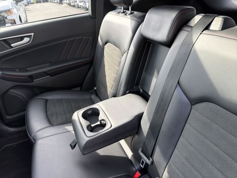 Used 2021 Ford Edge ST-Line FWD image 33