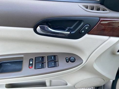 Used 2006 Chevrolet Impala LS FWD image 16