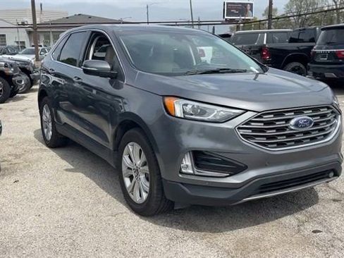 Used 2022 Ford Edge Titanium AWD/4WD image 7