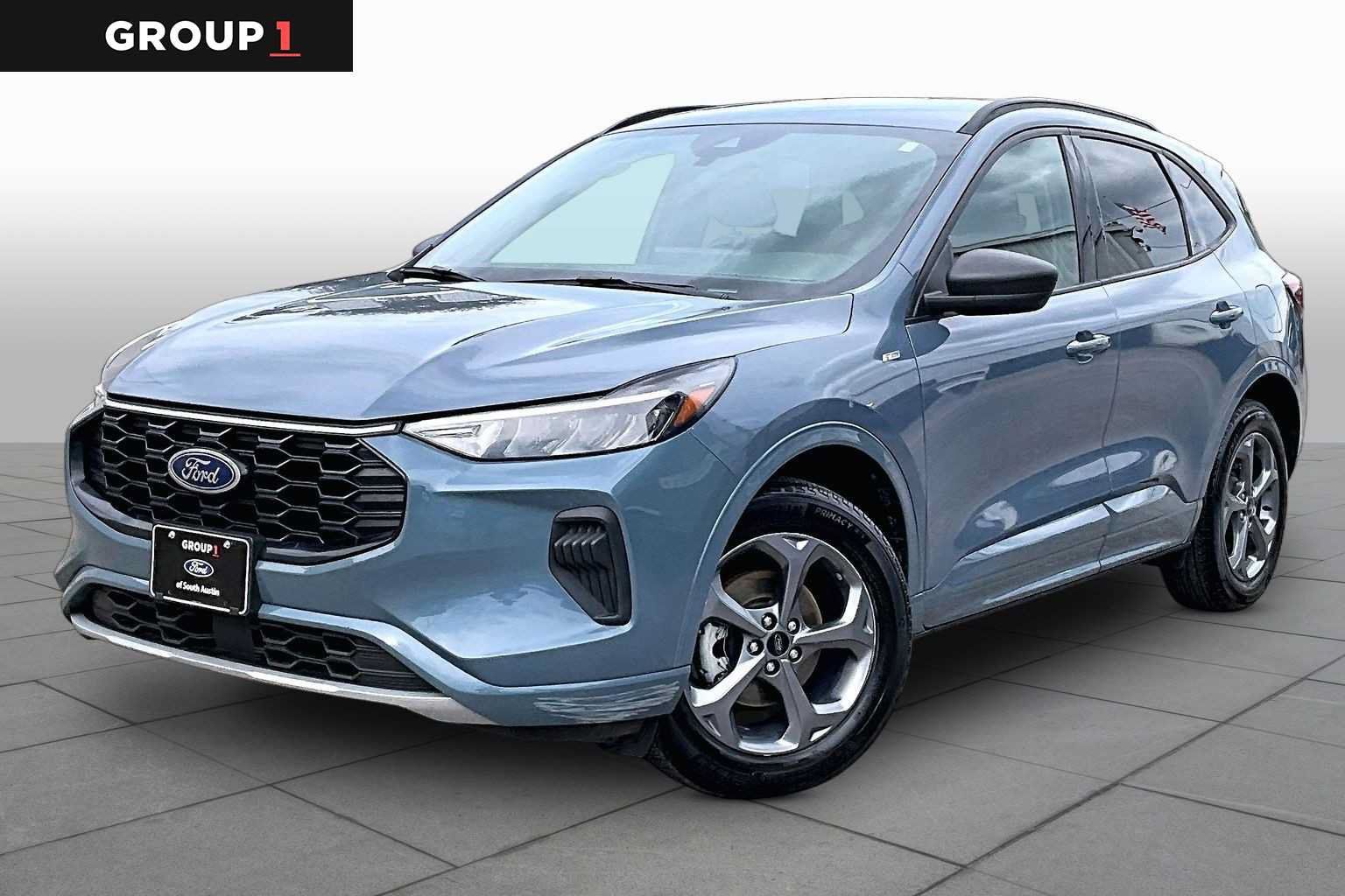 Used 2023 Ford Escape ST-Line w/ Tech Pack #1 AWD/4WD image 1
