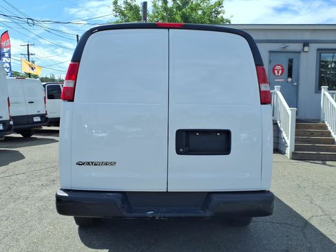 Used 2022 Chevrolet Express 2500 Extended w/ Driver Convenience Package RWD image 5