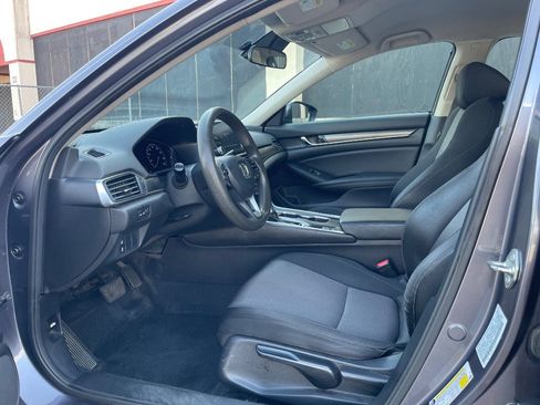 Used 2020 Honda Accord LX image 3