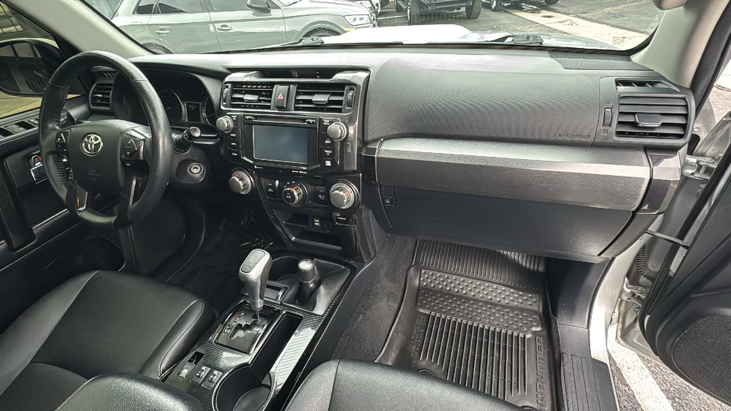 Used 2019 Toyota 4Runner TRD Off-Road Premium AWD/4WD image 22