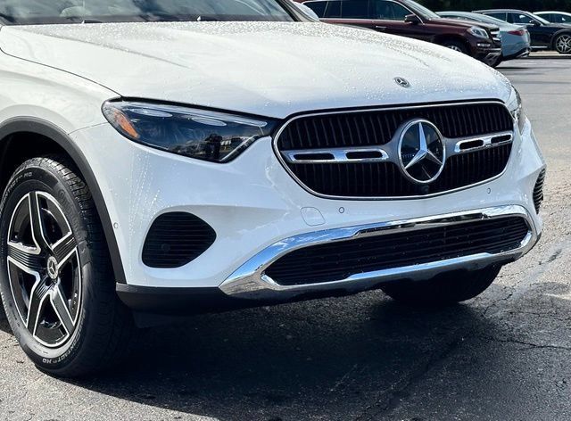 New 2027 Mercedes-Benz GLC 300 4MATIC image 2