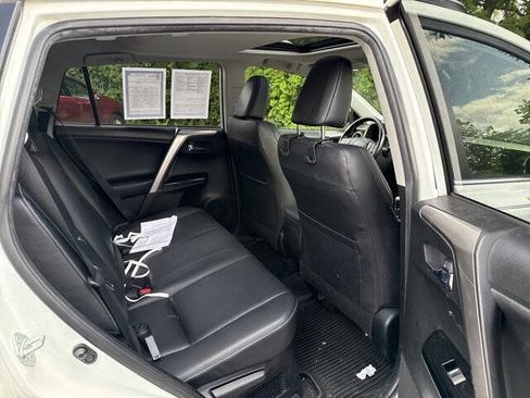 Used 2016 Toyota RAV4 Limited image 10