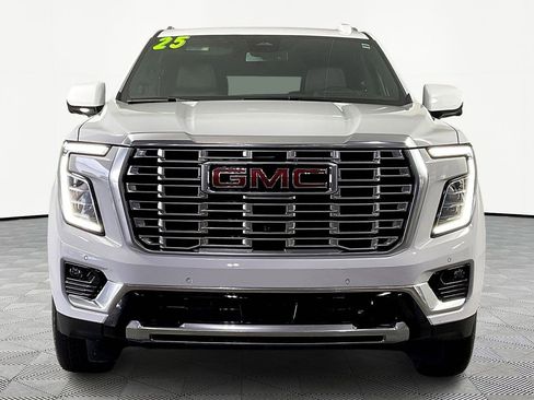 Used 2025 GMC Yukon XL Denali image 2