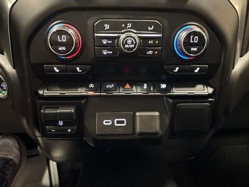Used 2020 Chevrolet Silverado 1500 RST w/ All-Star Edition AWD/4WD image 21