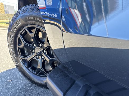 Used 2024 Ford Expedition Timberline image 12