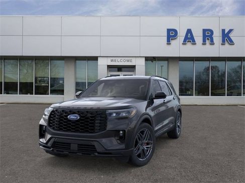 New 2026 Ford Explorer ST-Line w/ ST-Line Street Pack image 3
