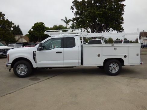 New 2026 Ford F350 XL w/ XL Chrome Package image 25