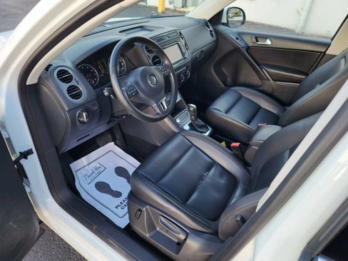 Used 2014 Volkswagen Tiguan SE AWD/4WD image 6