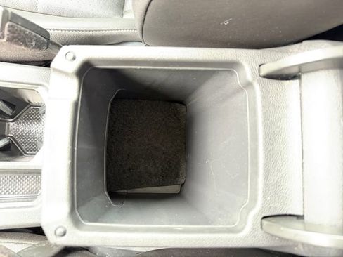 Used 2021 Volkswagen Tiguan SE R-Line image 27