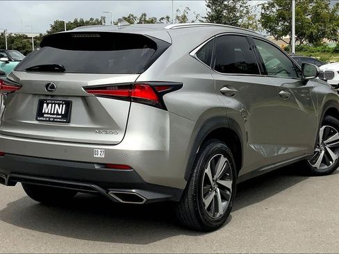 Used 2018 Lexus NX 300 FWD image 12
