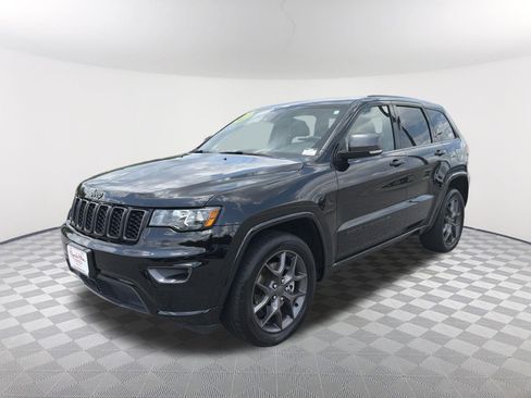 Used 2021 Jeep Grand Cherokee Limited w/ Quick Order Package 28K 80th AWD/4WD image 3