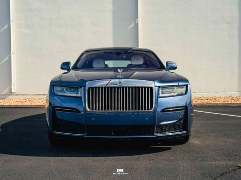 Used 2023 Rolls-Royce Ghost w/ Ghost Package image 10
