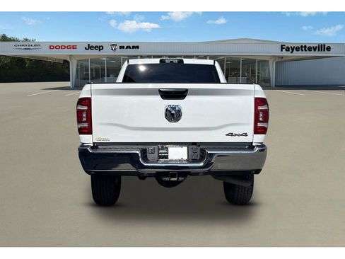 Used 2024 RAM 3500 Tradesman w/ Towing Technology Group image 4