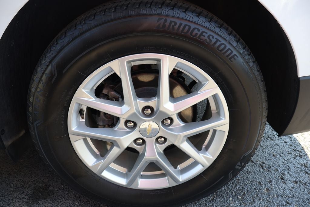 Used 2023 Chevrolet Equinox LT AWD/4WD image 10