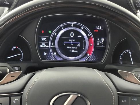 Used 2022 Lexus LS 500 AWD w/ Luxury Package image 33