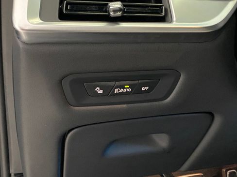 Certified 2025 BMW X6 M60i w/ Dynamic Handling Package image 19