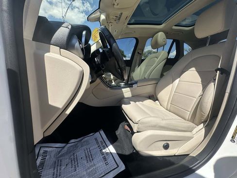Used 2017 Mercedes-Benz GLC 300 image 11