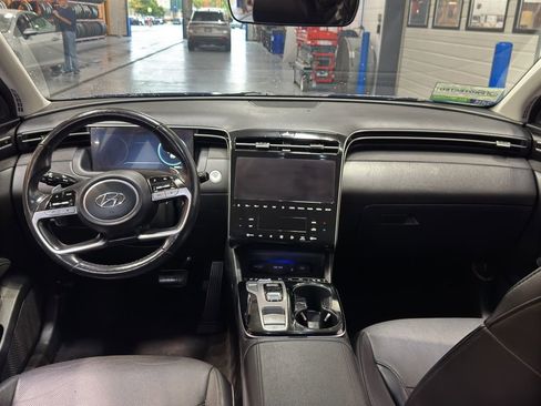 Used 2024 Hyundai Tucson Limited image 14