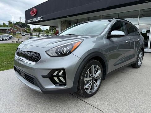 Used 2022 Kia Niro Touring Special Edition FWD image 24
