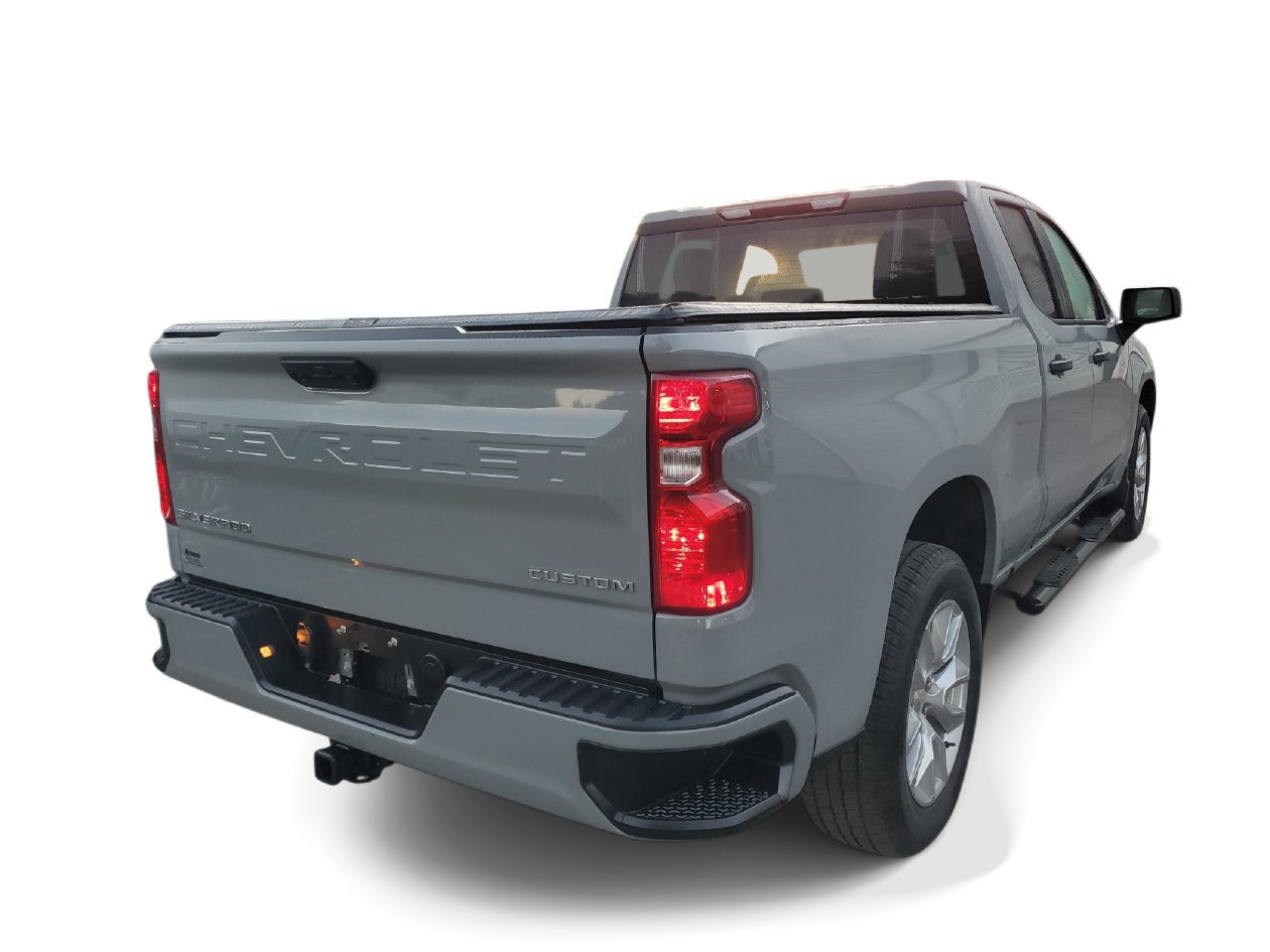 Used 2024 Chevrolet Silverado 1500 Custom RWD image 4