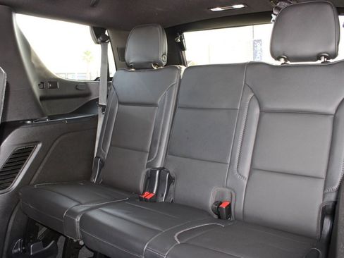 Used 2021 GMC Yukon Denali image 17