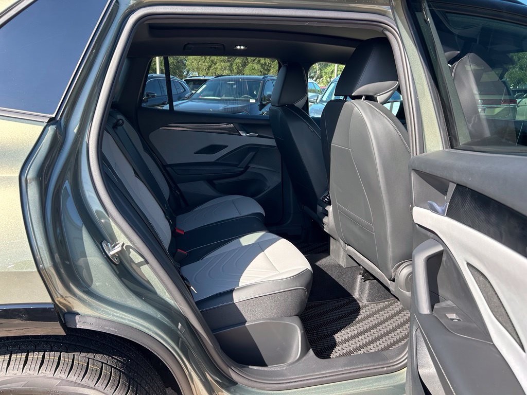 New 2026 Volkswagen Tiguan SE R-Line FWD image 39