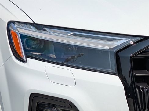 New 2025 Audi Q7 3.0T Premium Plus image 16