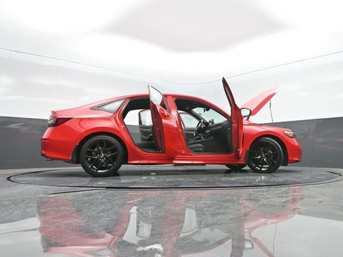 Used 2025 Honda Civic Sport image 44