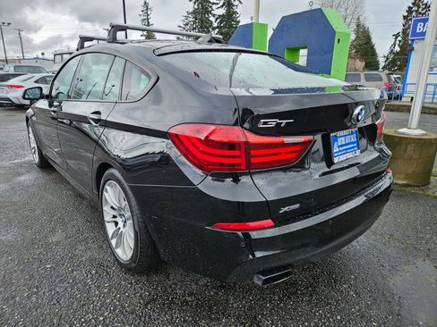 Used 2016 BMW 550i Gran Turismo xDrive w/ M Sport image 3