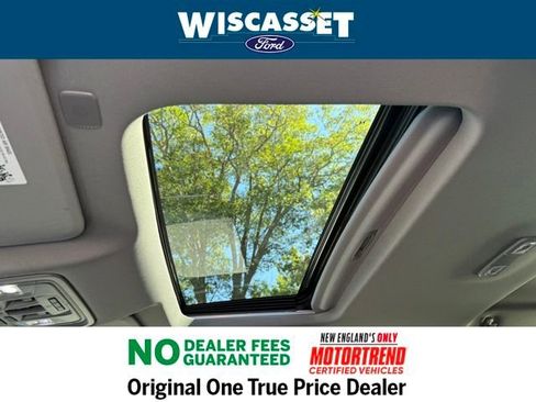 Used 2024 GMC Sierra 3500 Denali w/ Denali Reserve Package image 8