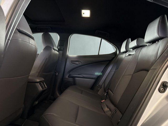 Certified 2025 Lexus UX 300h FWD w/ Accessory Package (Z1) image 17