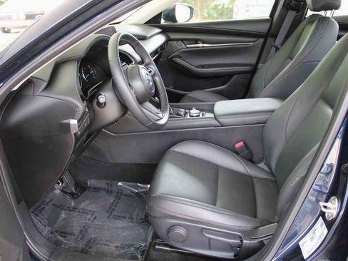 Used 2021 MAZDA MAZDA3 s FWD image 9