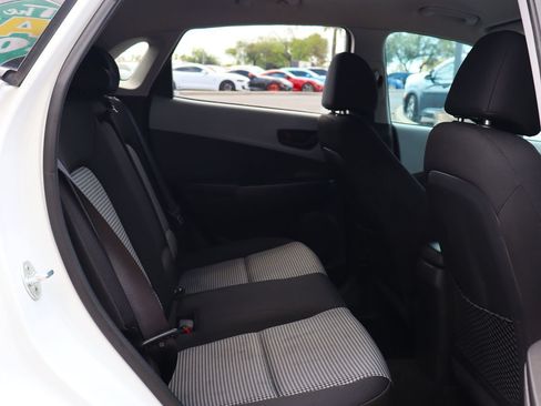 Used 2021 Hyundai Kona SEL FWD image 27