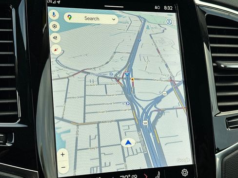 Certified 2025 Volvo XC90 B6 Ultra w/ Protection Package Premier image 23