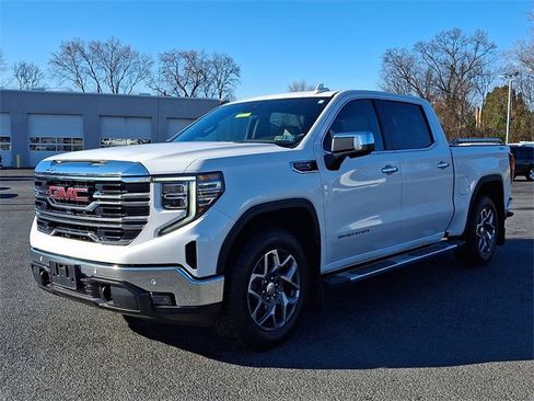 Used 2022 GMC Sierra 1500 SLT w/ SLT Premium Plus Package image 6