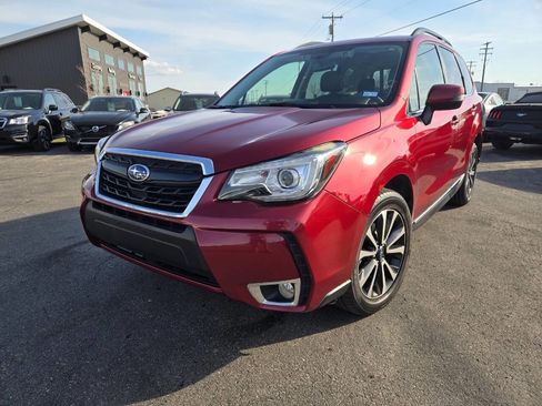 Used 2018 Subaru Forester 2.0XT Touring AWD/4WD image 2