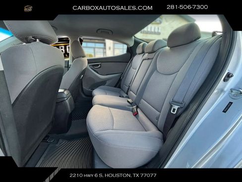 Used 2014 Hyundai Elantra SE w/ Option Group 02 FWD image 23