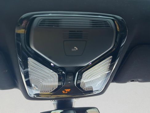 Used 2023 BMW 530i xDrive w/ Premium Package image 21