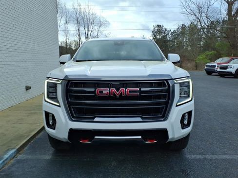Used 2024 GMC Yukon AT4 w/ AT4 Premium Package image 2