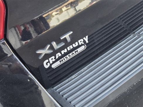 Used 2019 Ford Expedition XLT w/ Equipment Group 202A image 9