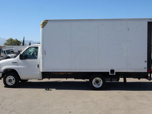 Used 2015 Ford E-450 and Econoline 450 Super Duty RWD image 5