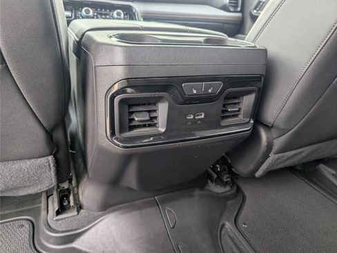 Used 2024 GMC Sierra 1500 AT4 w/ Technology Package image 30