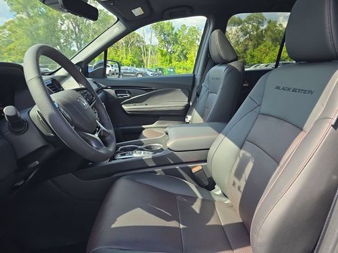 New 2026 Honda Ridgeline Black Edition image 5
