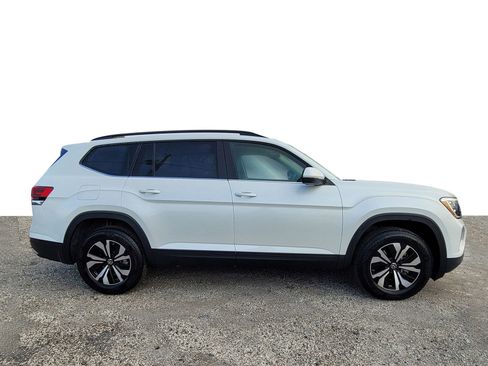 New 2026 Volkswagen Atlas SE FWD image 5