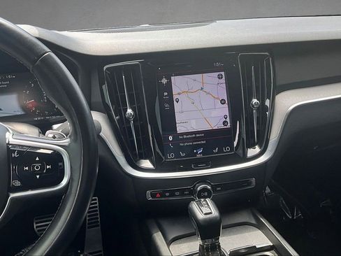 Used 2019 Volvo S60 T6 R-Design AWD/4WD image 9